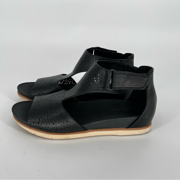 Baretraps Samira Sandals Black Perforated Comfort - Size 7.5 - Picture 3 of 12